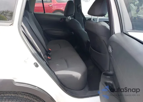 2022 Toyota Corolla Cross Le z USA, uszkodzony, nr VIN 7MUCAAAG9NV019636